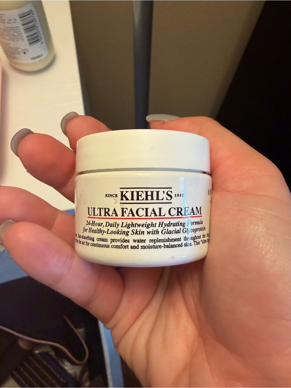 Kiehl's Ultra Facial Cream – White Jar Moisturizer